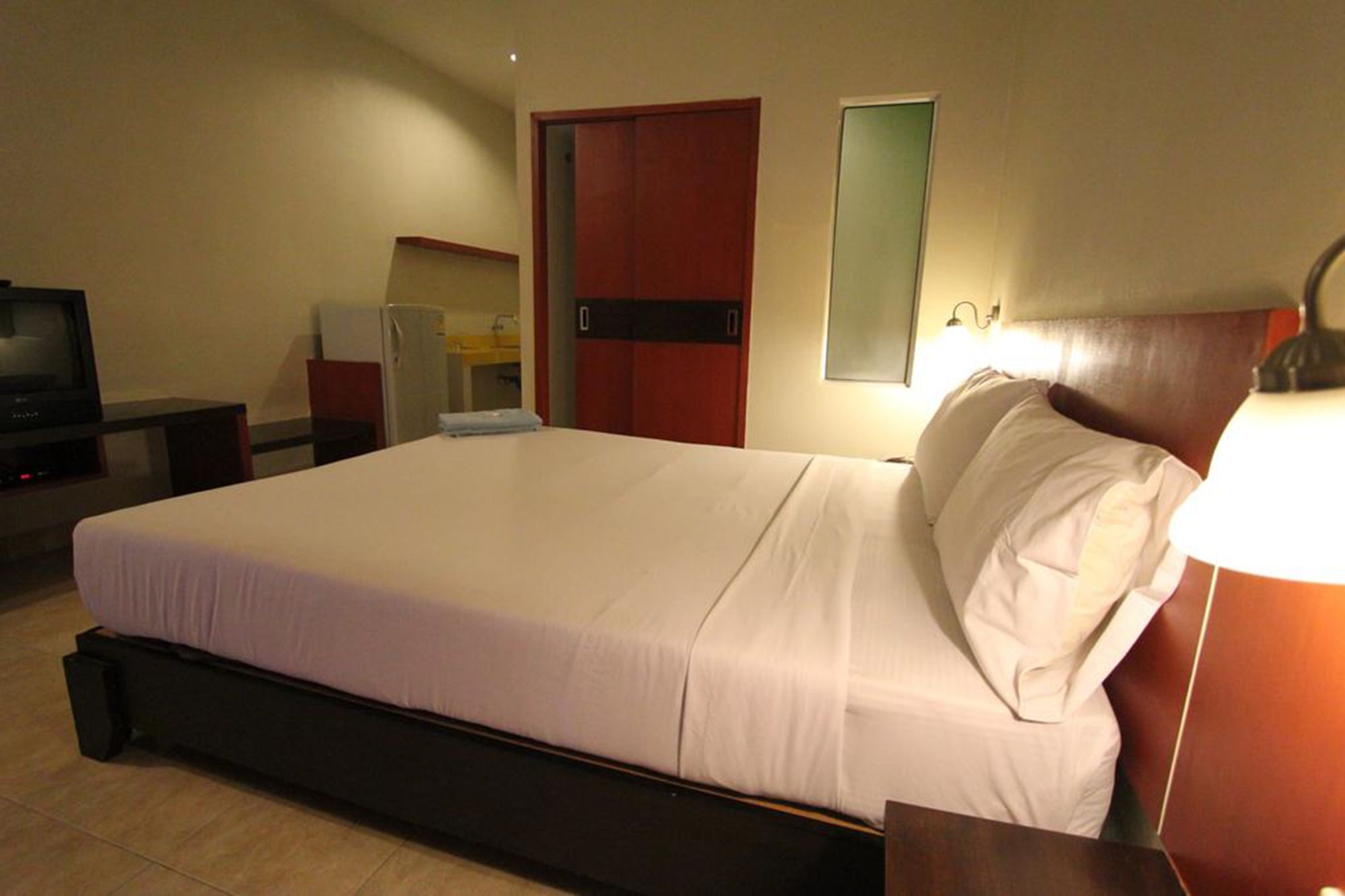Ban Nong Pla Lai Paradise Resort מראה חיצוני תמונה