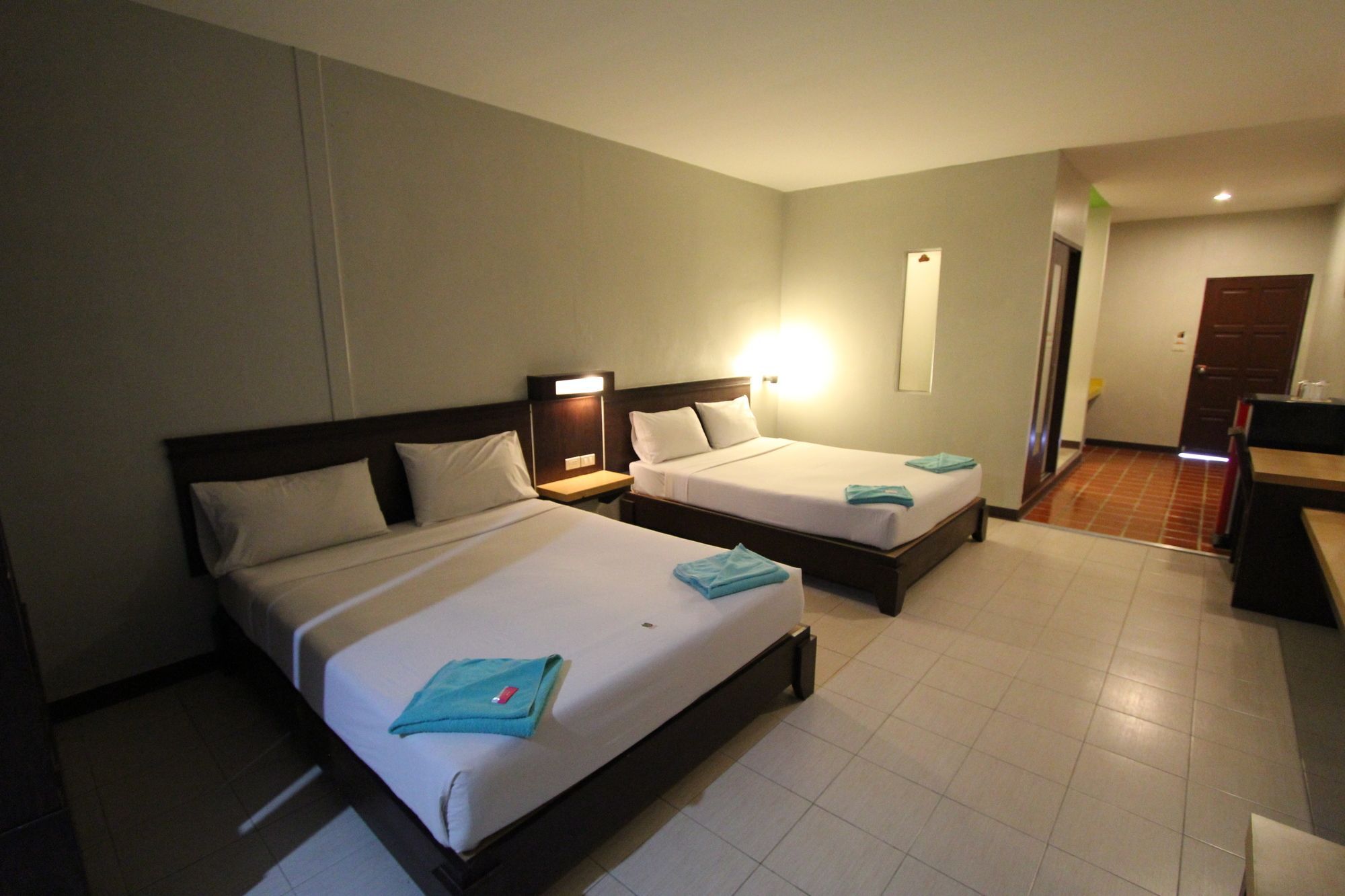 Ban Nong Pla Lai Paradise Resort מראה חיצוני תמונה