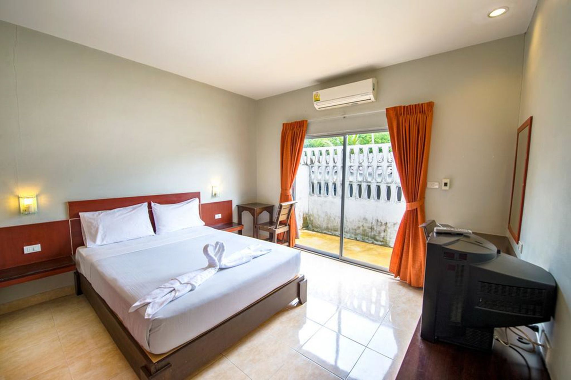 Ban Nong Pla Lai Paradise Resort מראה חיצוני תמונה